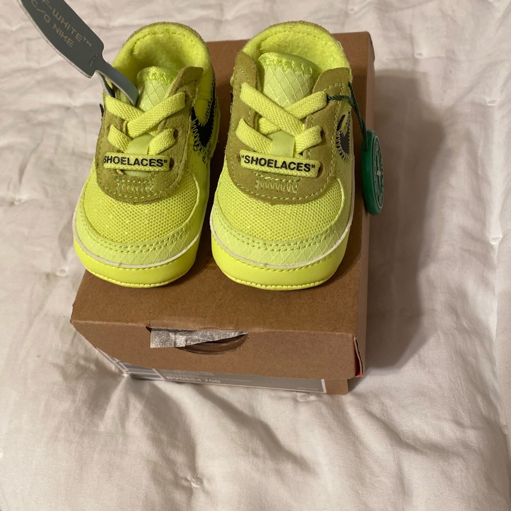 Nike Air Force 1 Low Off White Volt 1